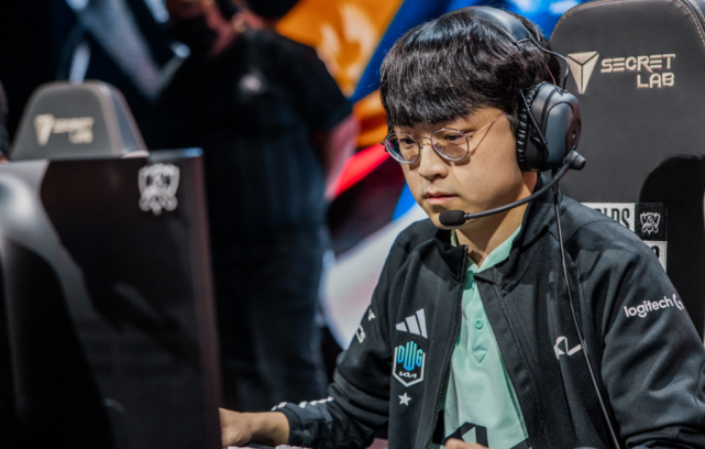 开云体育官方网站-DRX鏖战V5，Peanut极限生还后反打焦点之战成都决赛之夜，让粉丝疯狂欢呼的简单介绍