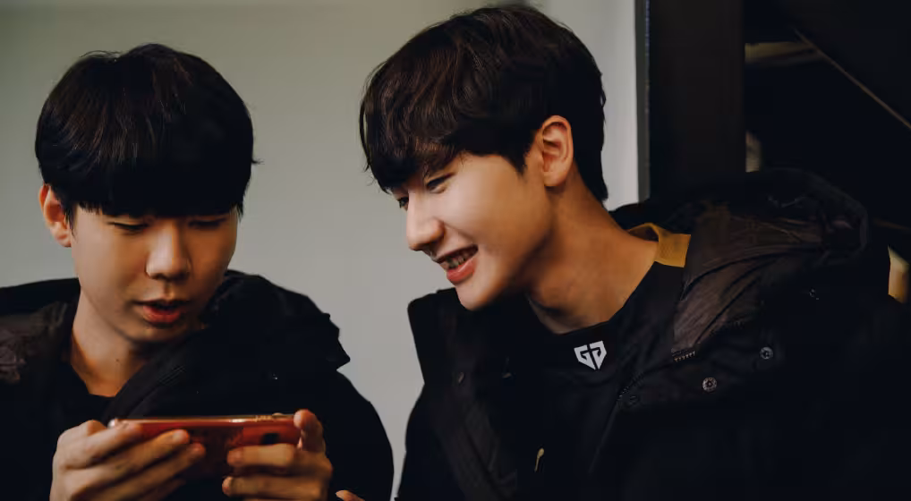 DRX鏖战V5,Peanut极限生还后反打焦点之战成都决赛之夜,让粉丝疯狂欢呼的简单介绍 DRX鏖战V5,Peanut极限生还后反打焦点之战成都决赛之夜,让粉丝疯狂欢呼的简单介绍