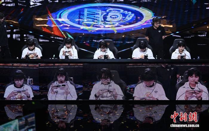 技术流与激情碰撞,王者荣耀决赛再创新高 技术流与激情碰撞,王者荣耀决赛再创新高