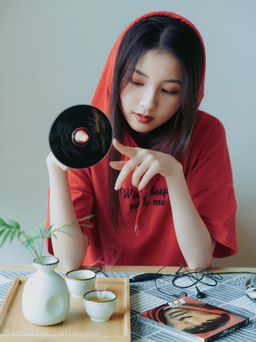 铁壁与激流,当金玟哉的防守艺术遇见智利的进攻风暴