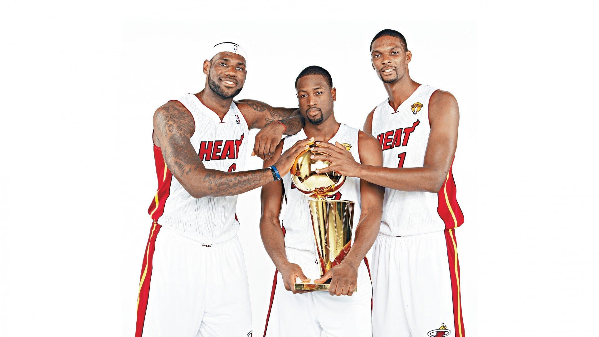 非洲狂想曲粉碎北欧童话,巴雷拉一锤定音,阿尔及利亚掀翻丹麦