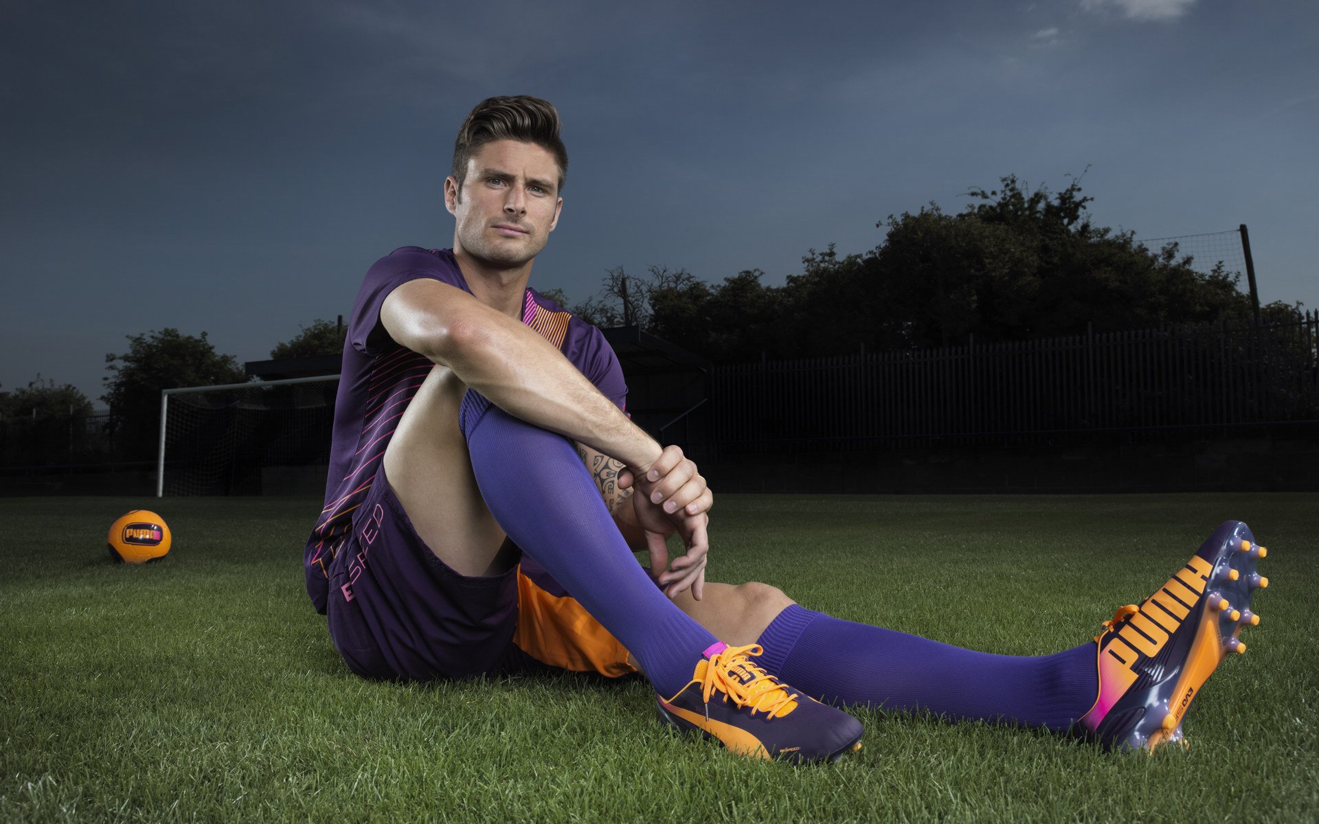 穆勒时刻!绝命三分+死亡封盖,末节15分拯救佛罗伦萨